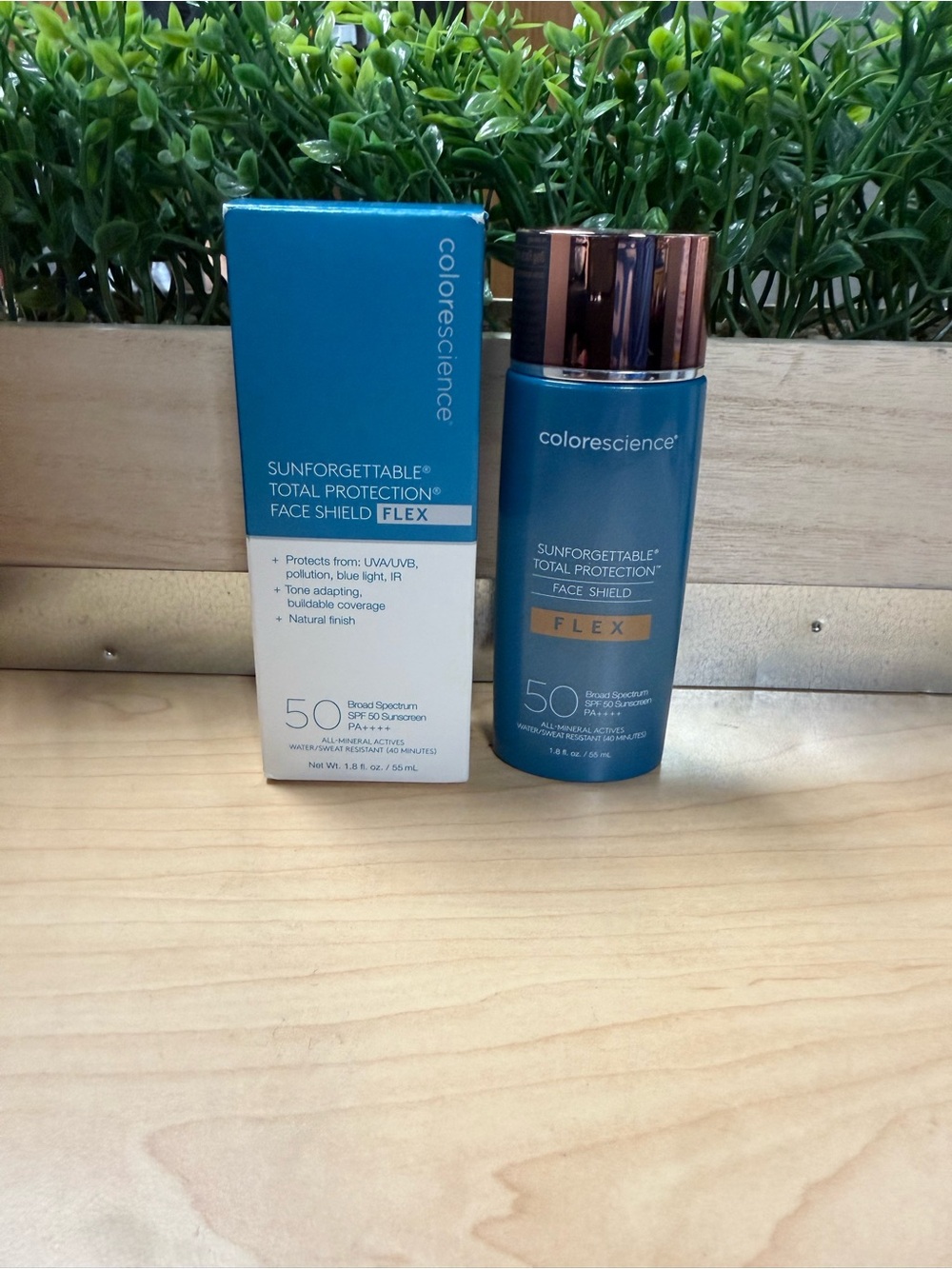 Colorescience Total Protection FLEX (NEW!) - Picture 10 of 13